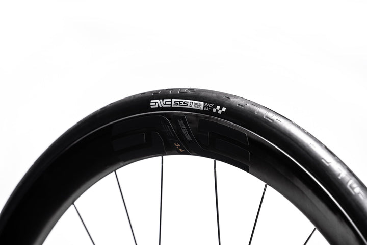 SES Raceday Tire